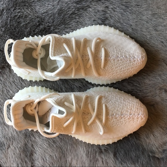 Yeezy Boost 350 V2 Cream White - Picture 3 of 6