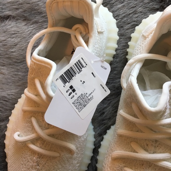 Yeezy Boost 350 V2 Cream White - Picture 4 of 6