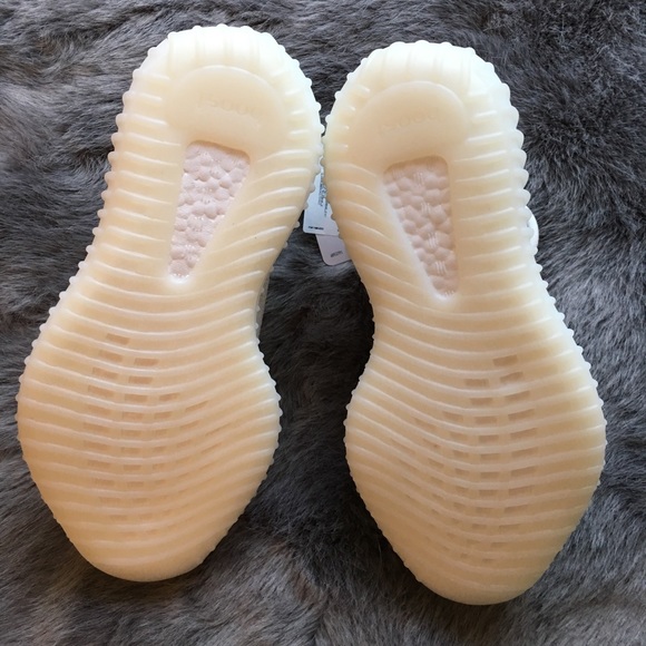 Yeezy Boost 350 V2 Cream White - Picture 6 of 6
