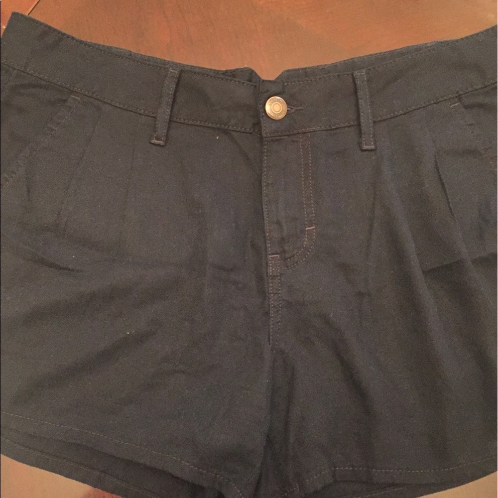 Premium Denim Pleated Shorts