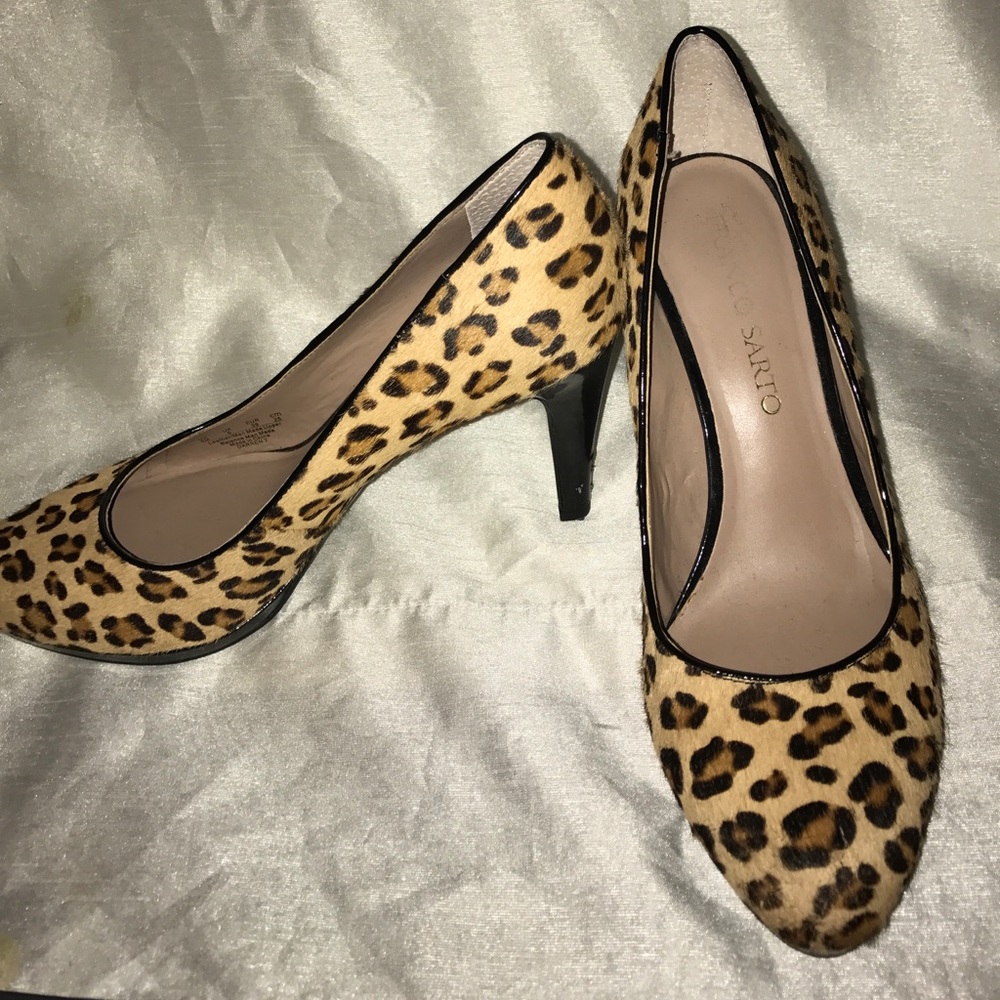 Leopard Franco Sarto size 8 heel