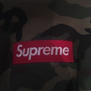 Supreme camo crewneck