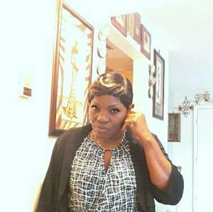 Meet your Posher, Rose