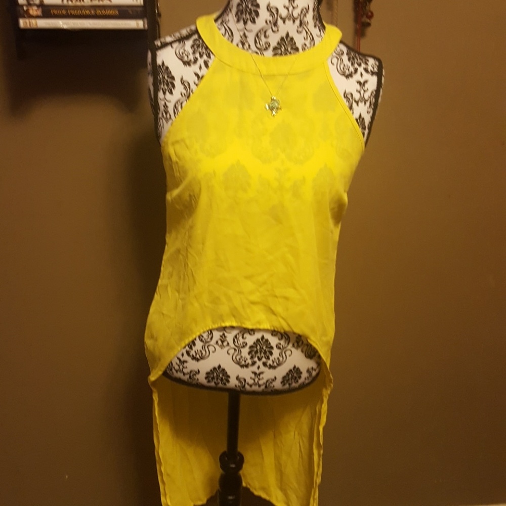 🔴SALE!🔴sleeveless dressy shirt.