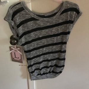 cute striped top.