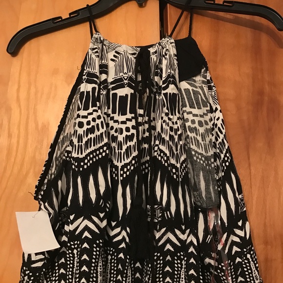 NWT Tribal Tank - Picture 4 of 4