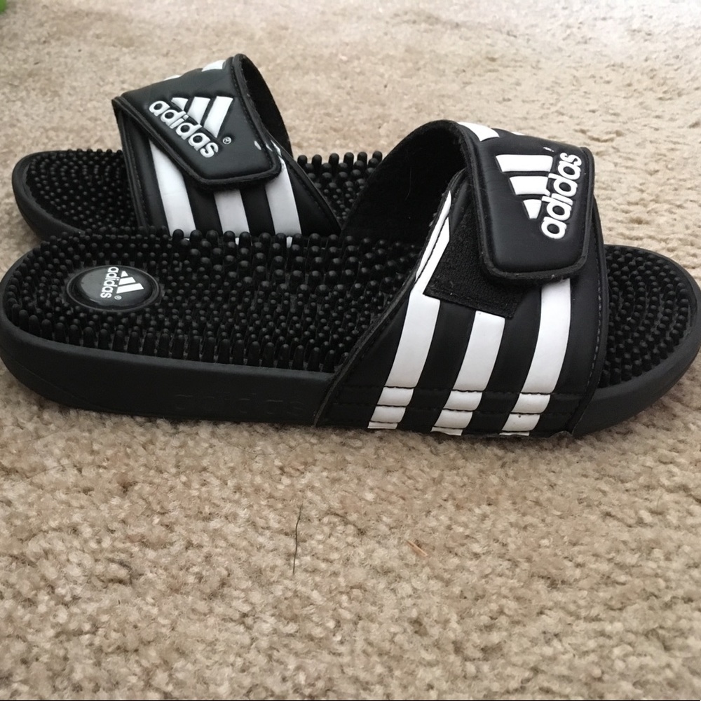 Unisex Adidas slip on sandals