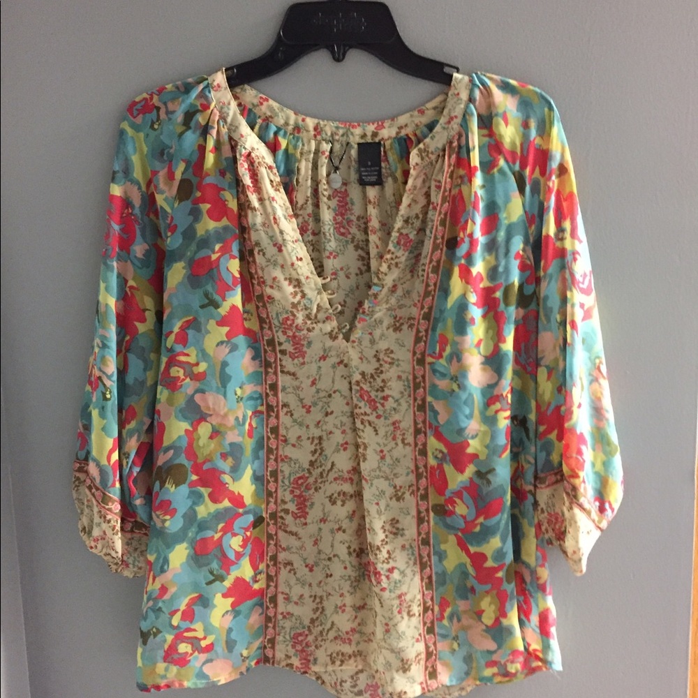 ****REDUCED***BKE multicolor sheer shirt💕