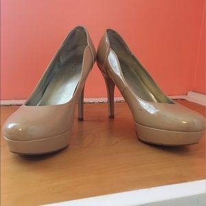 Guess Nude Pumps