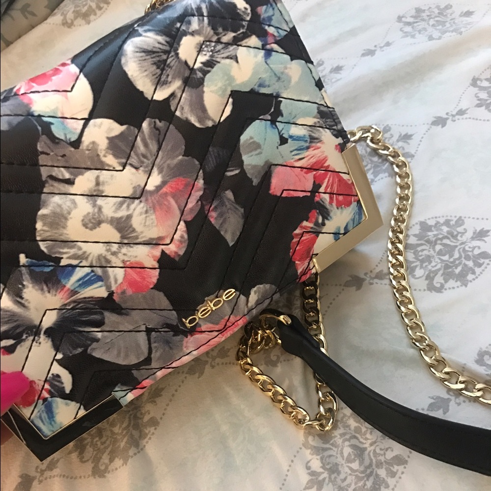 Bebe cross body