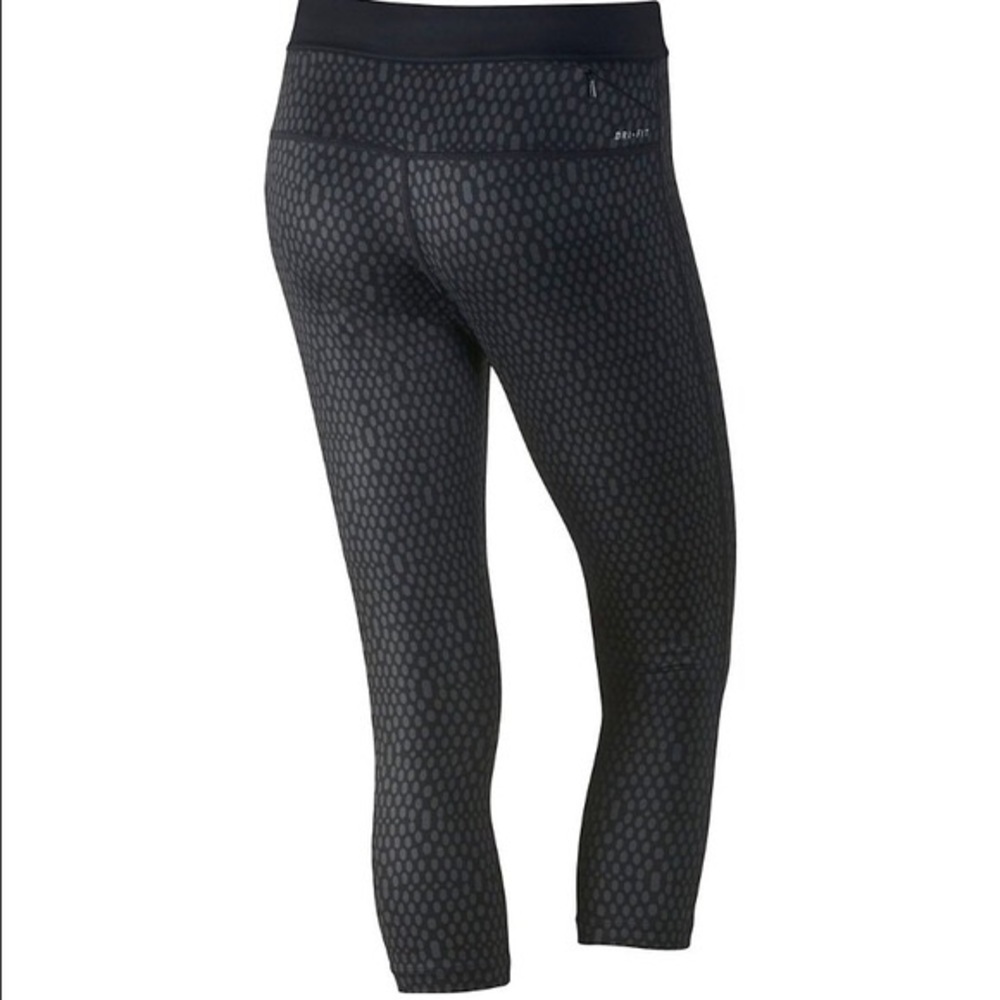 Nike Dri-Fit polka dotted running leggings