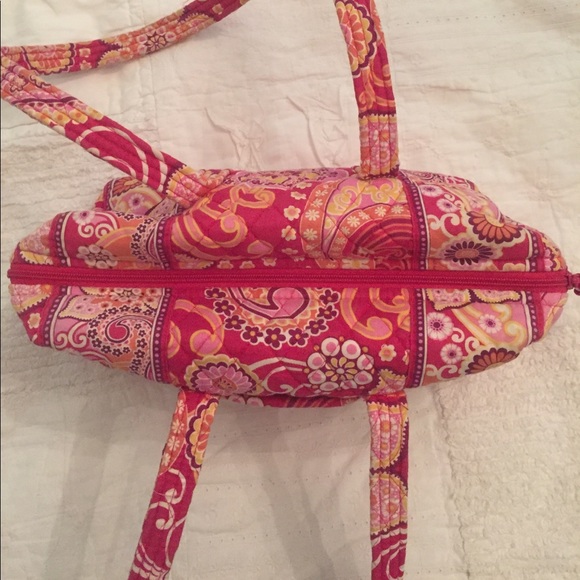Raspberry fizz Vera Bradley bag - Picture 2 of 4
