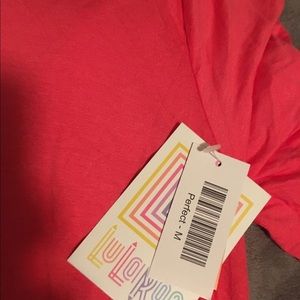 BNWT LuLaRoe perfect Tee medium