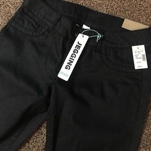 NWT black jeggings💋