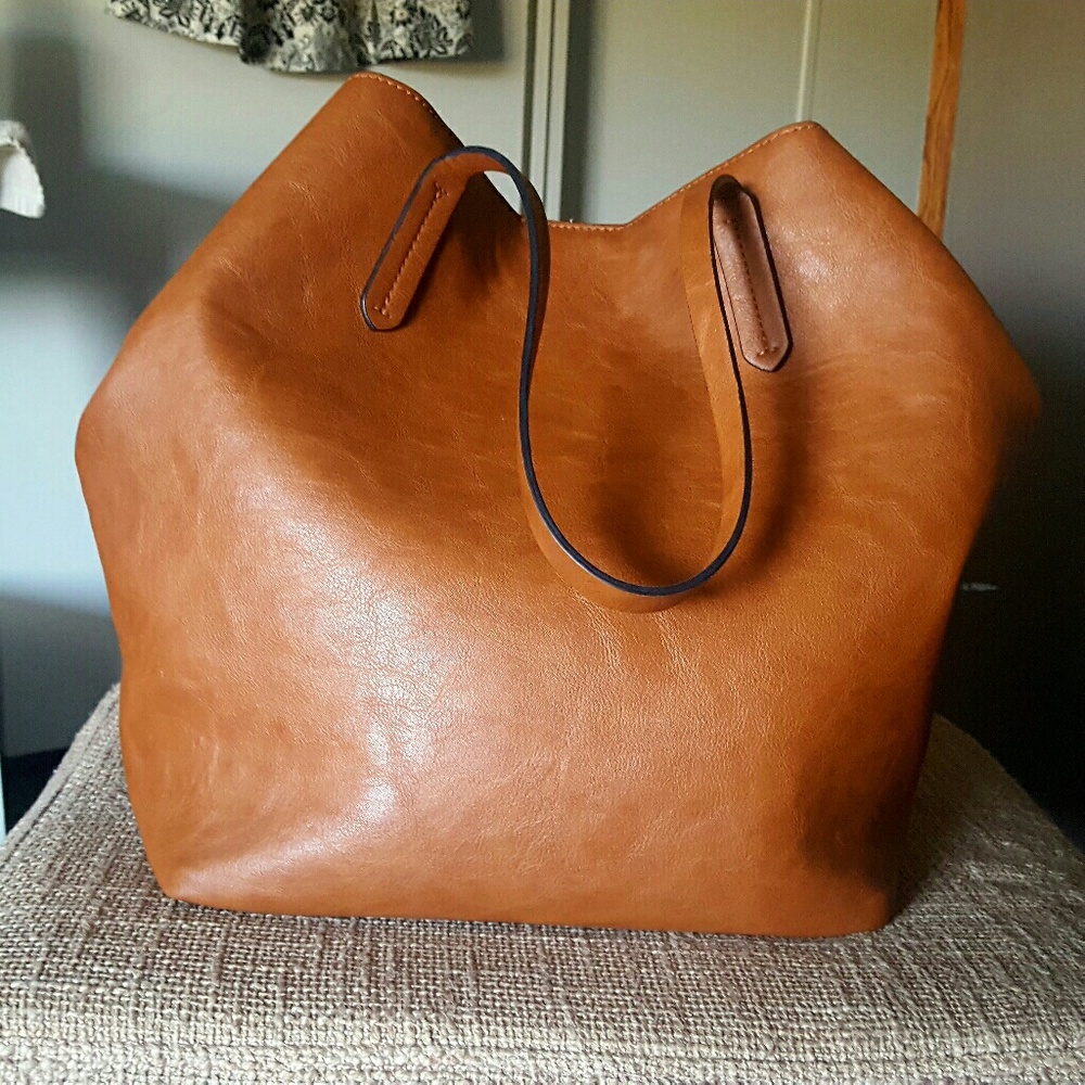 Cognac purse