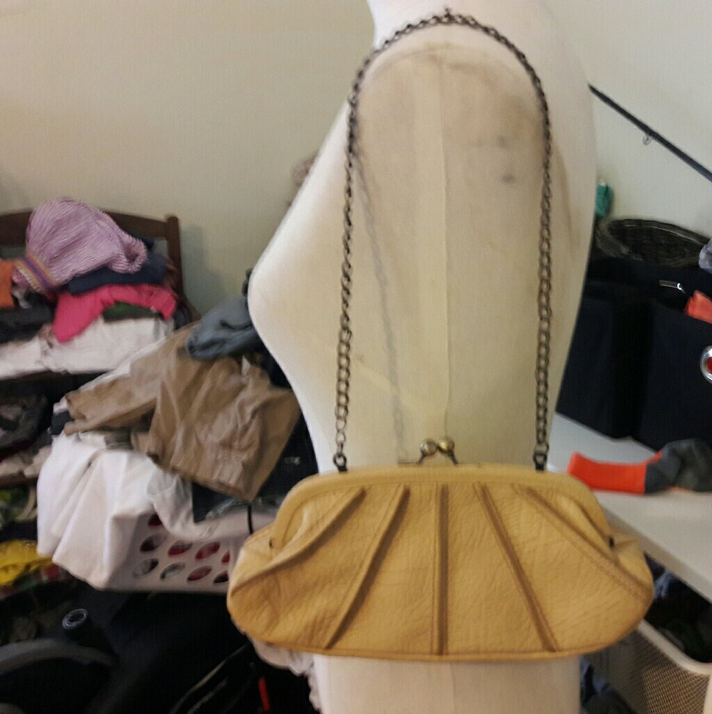 Adrienne Vittadini leather purse new
