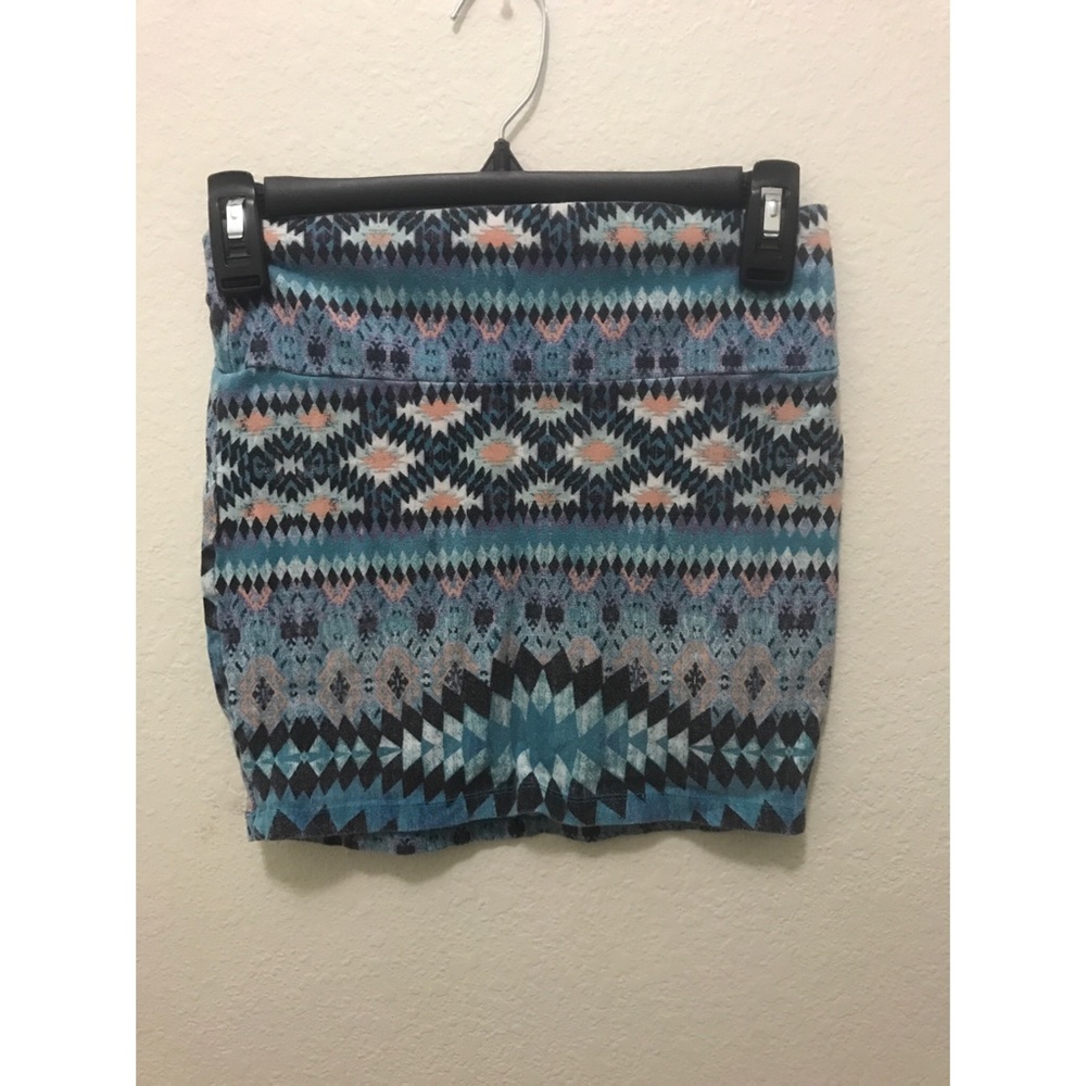« Aztec Print Mini Skirt »