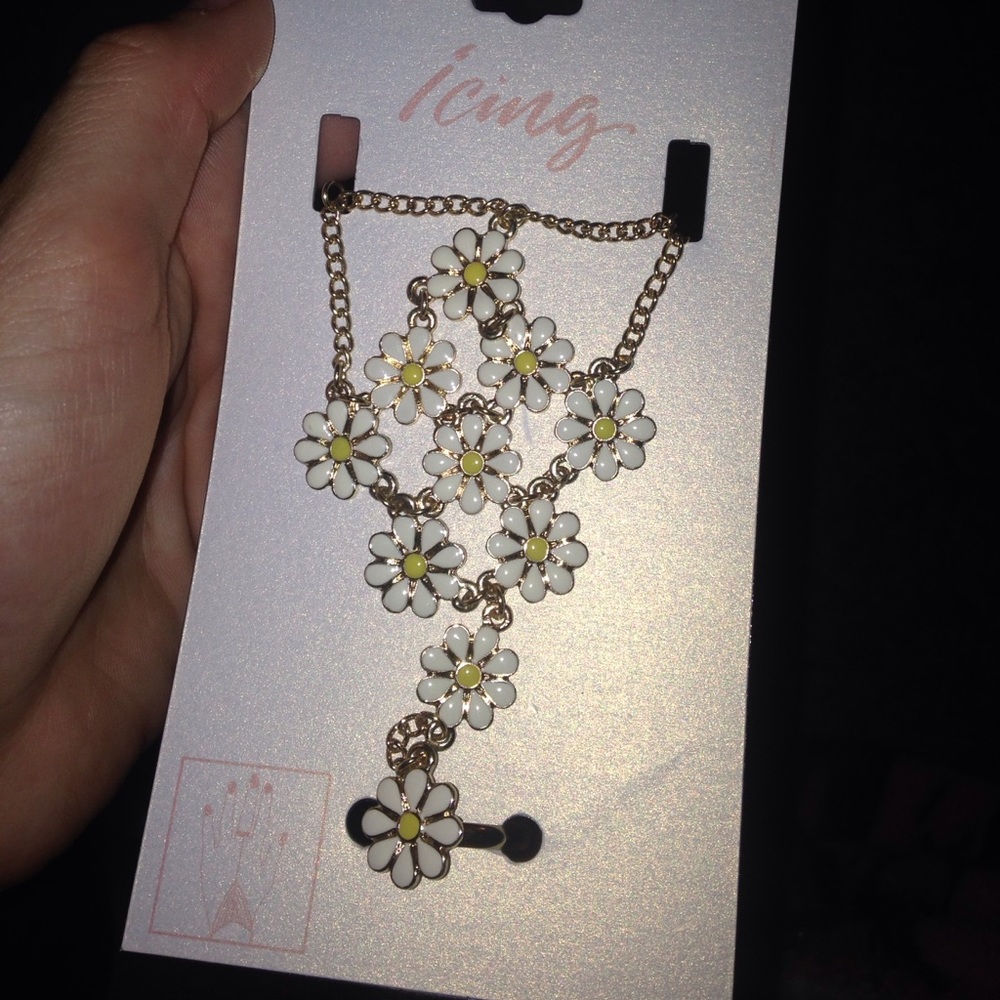 Floral Hand Accessory