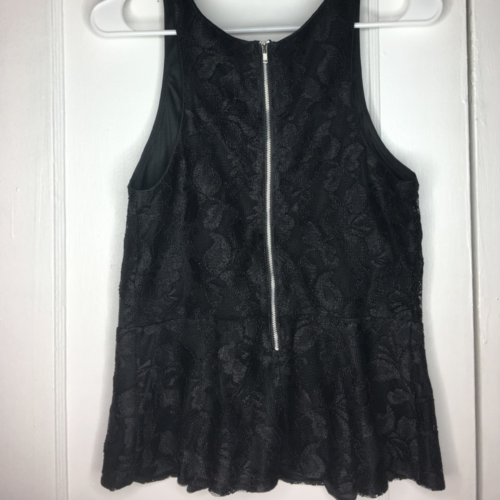 Lace black top - Picture 4 of 4