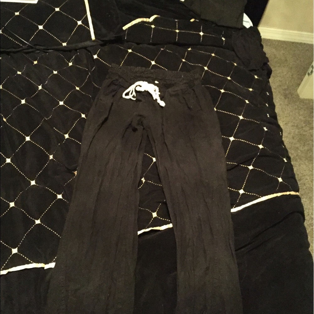Black flowy pants