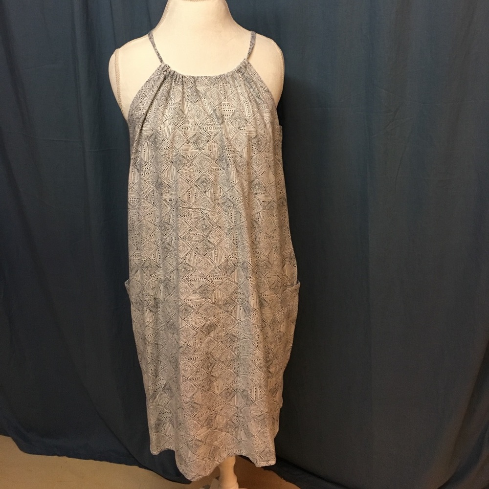 Black and white summer dress