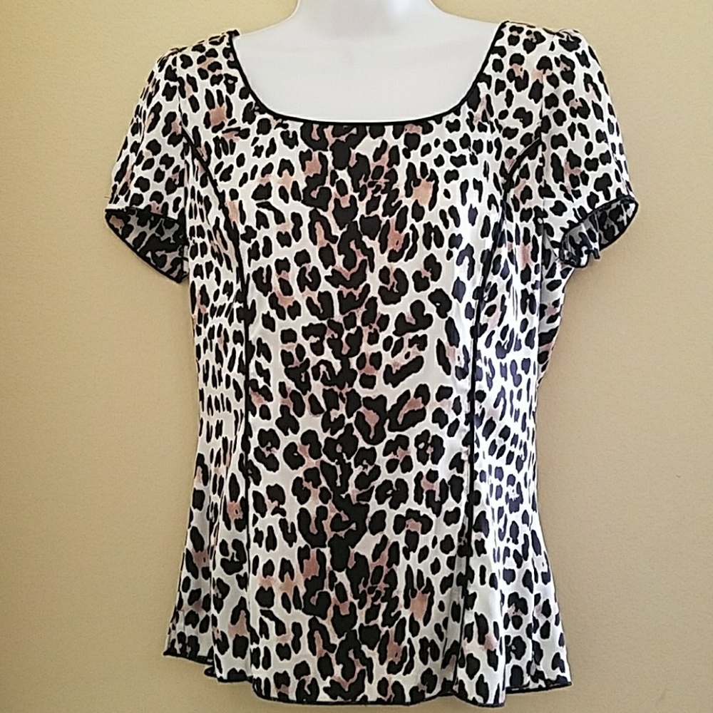 White House Black Market Blouse