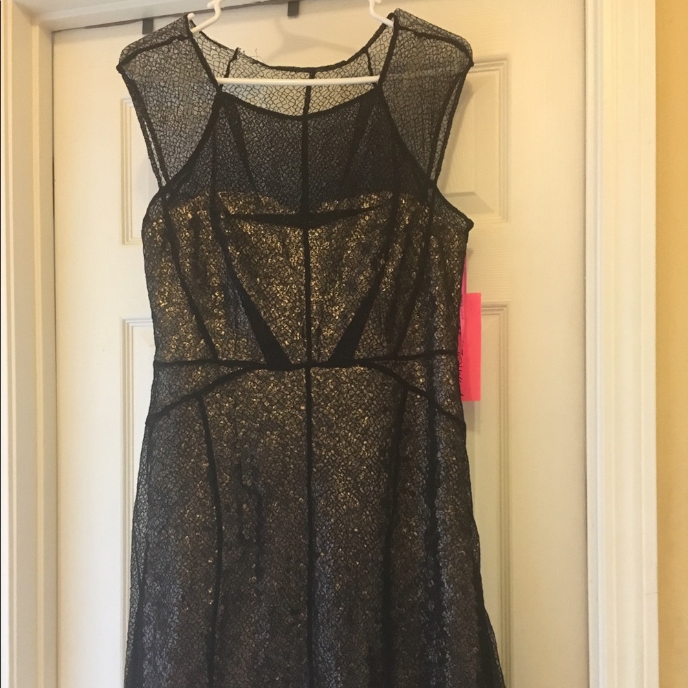 Short dress