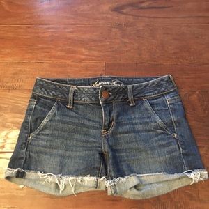 American Eagle stretch shorts