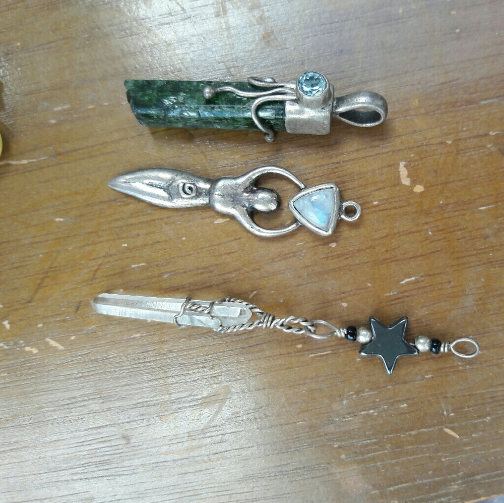 3 crystal  pendents