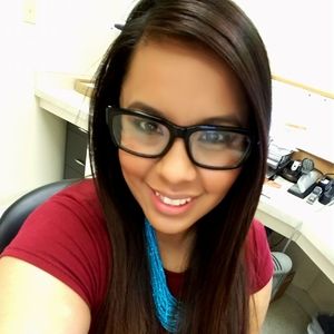 Meet your Posher, Melyssa