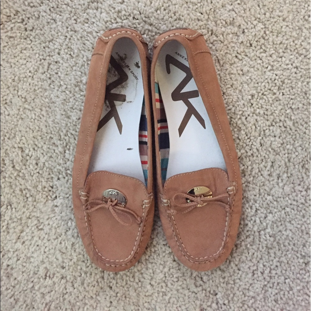 MOVING SALE 🎉Women's Loafers