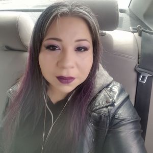 Meet your Posher, Naomi