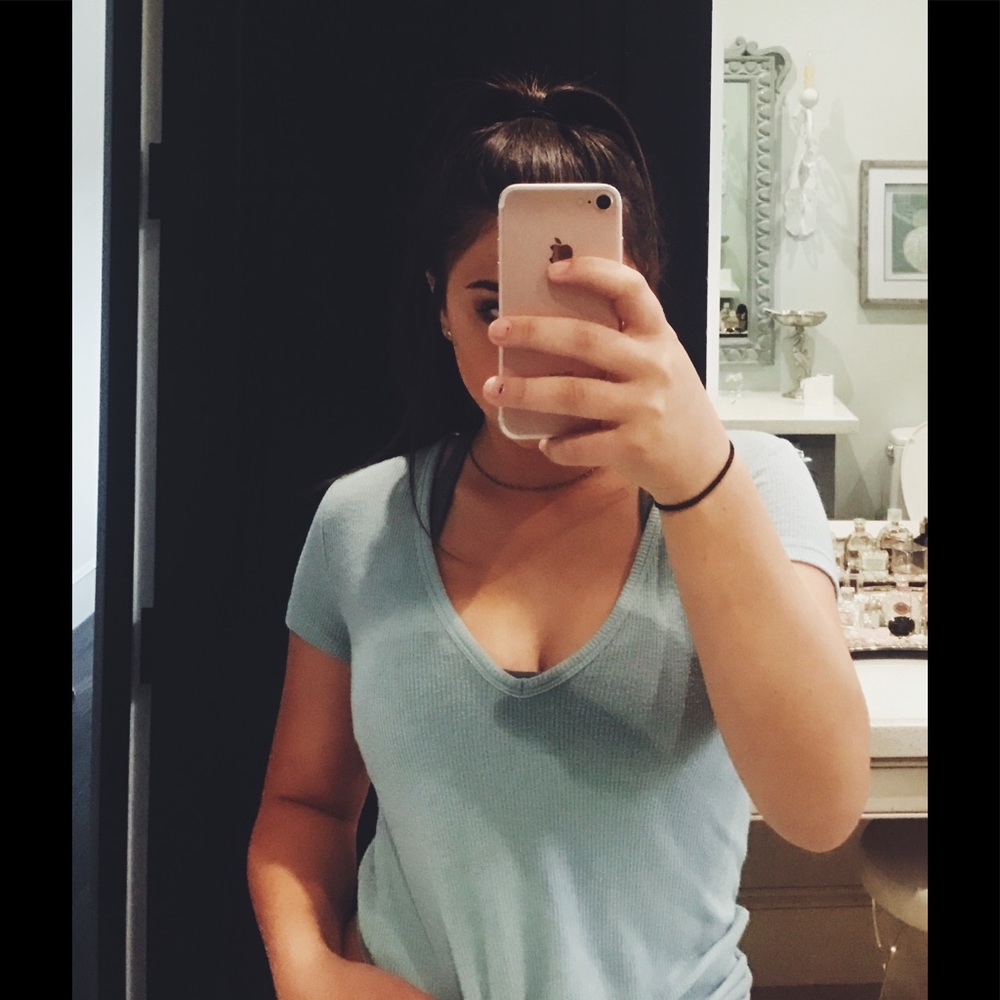 Blue/breen lose v neck