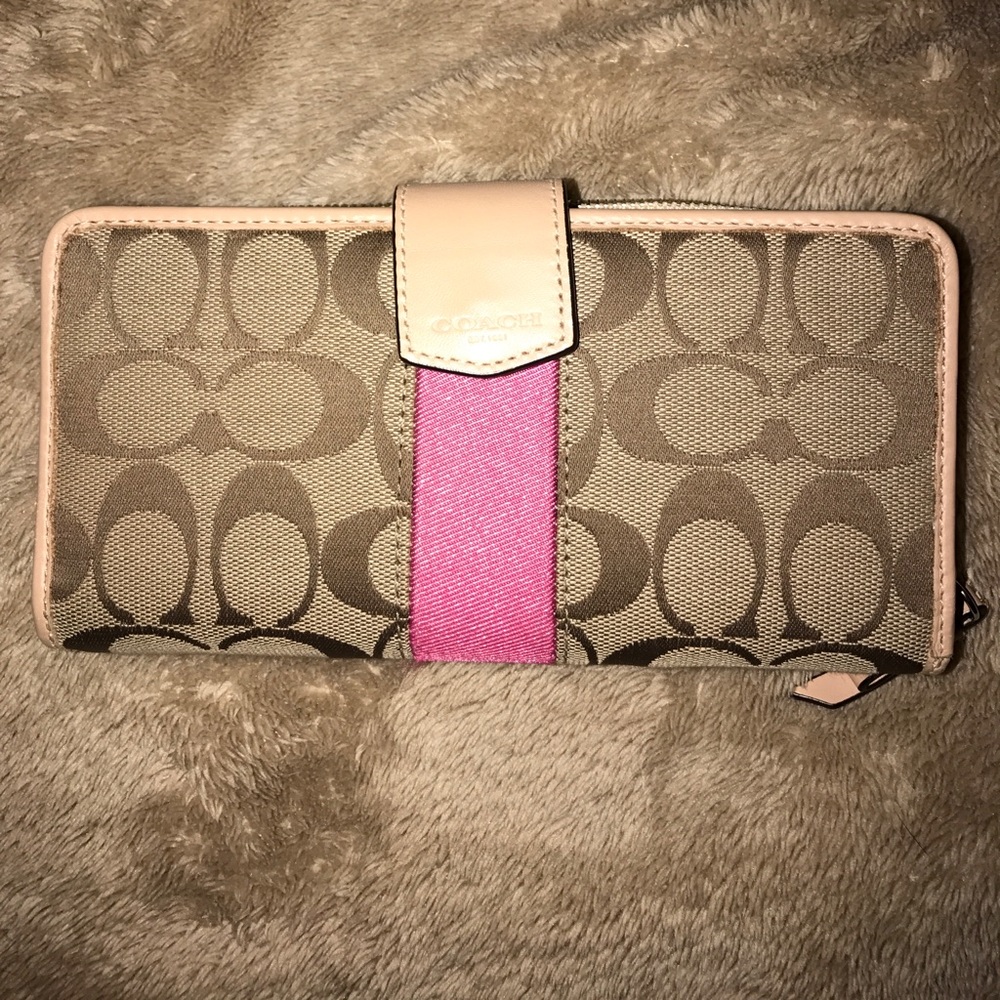 Coach wallet