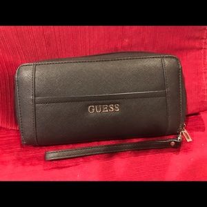 Guess wristlet