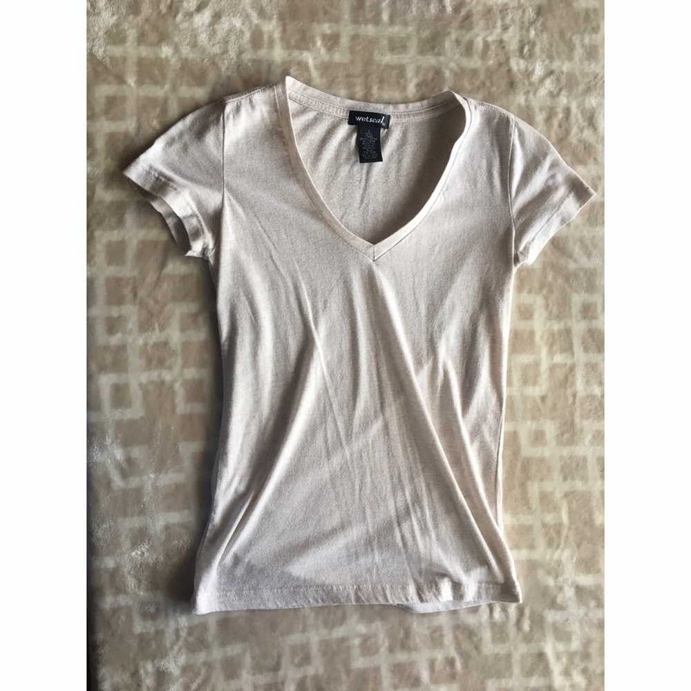 Classic V-Neck in Oatmeal