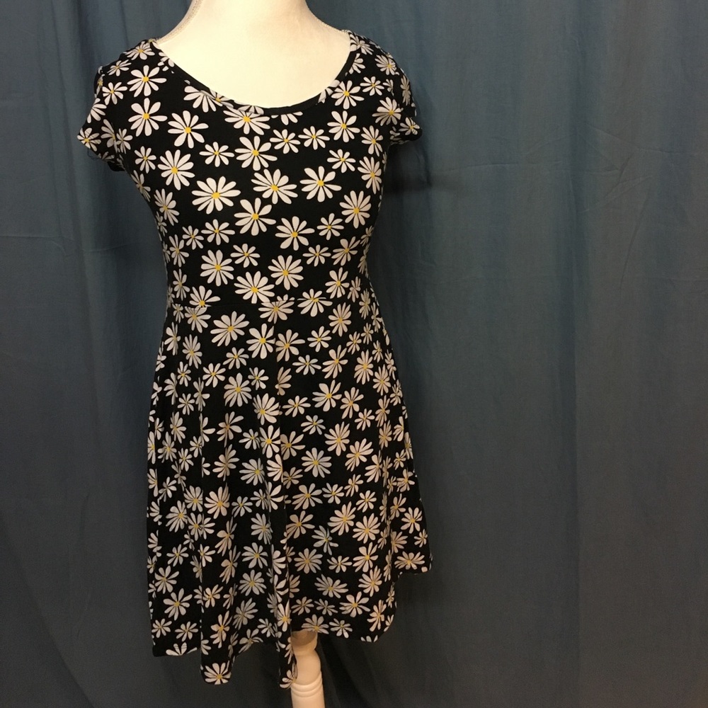 Daisy dress