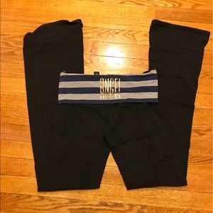 Bundle of 2 Victoria's Secret yoga pants