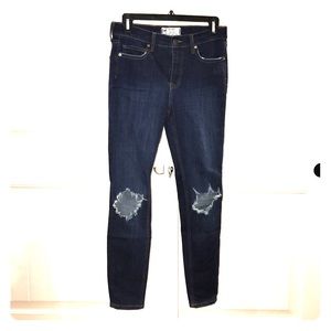 High rise busted skinny jean