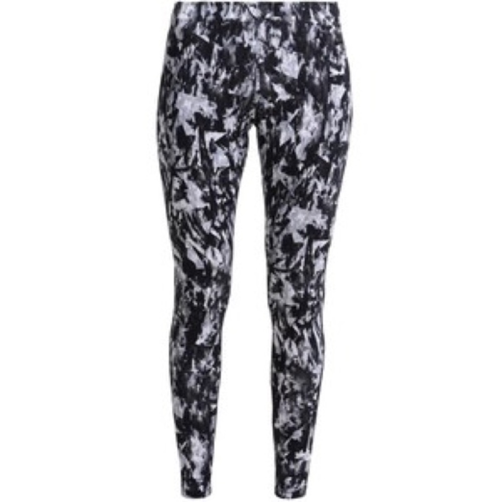 Nike Sportswear Black and White Leggings