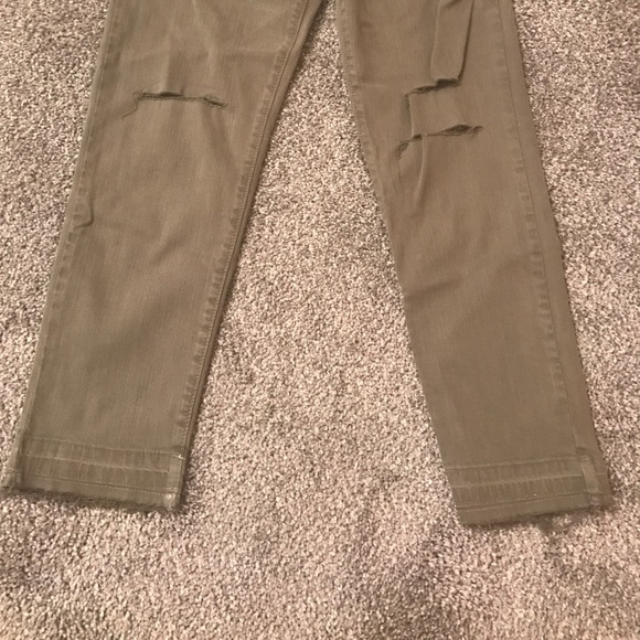 NWT Released Hem Green Jeans - Picture 4 of 4