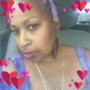 Meet your Posher, Yvette