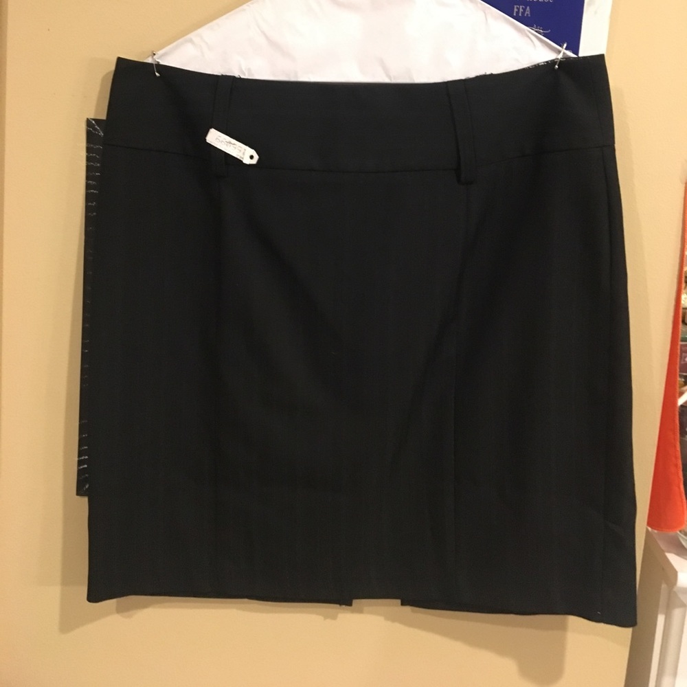 Black skirt