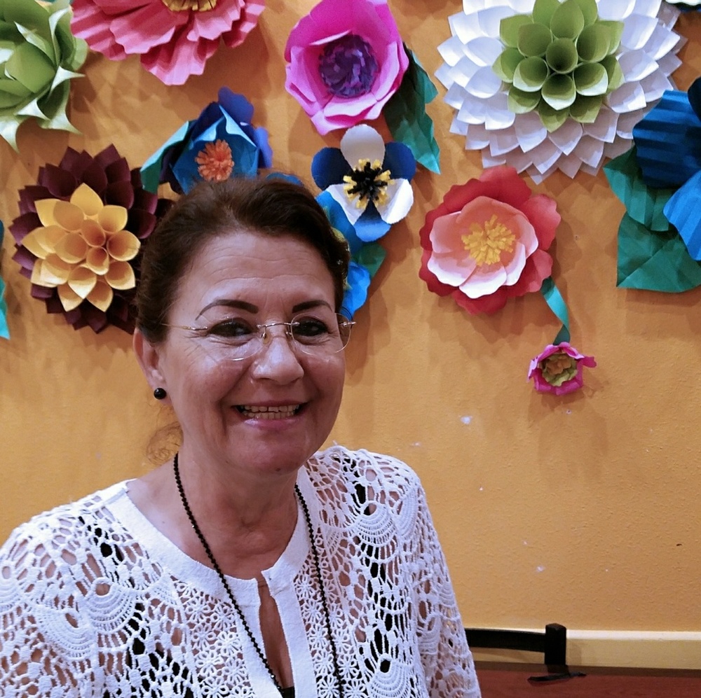 Meet your Posher, Laura