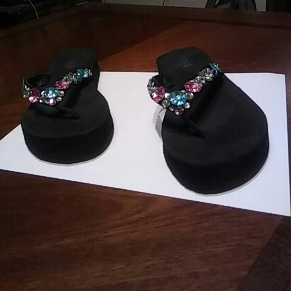 Piper studded flip flops