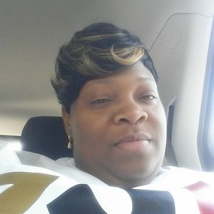 Meet your Posher, Yolanda