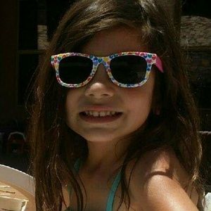 Meet your Posher, Lorena