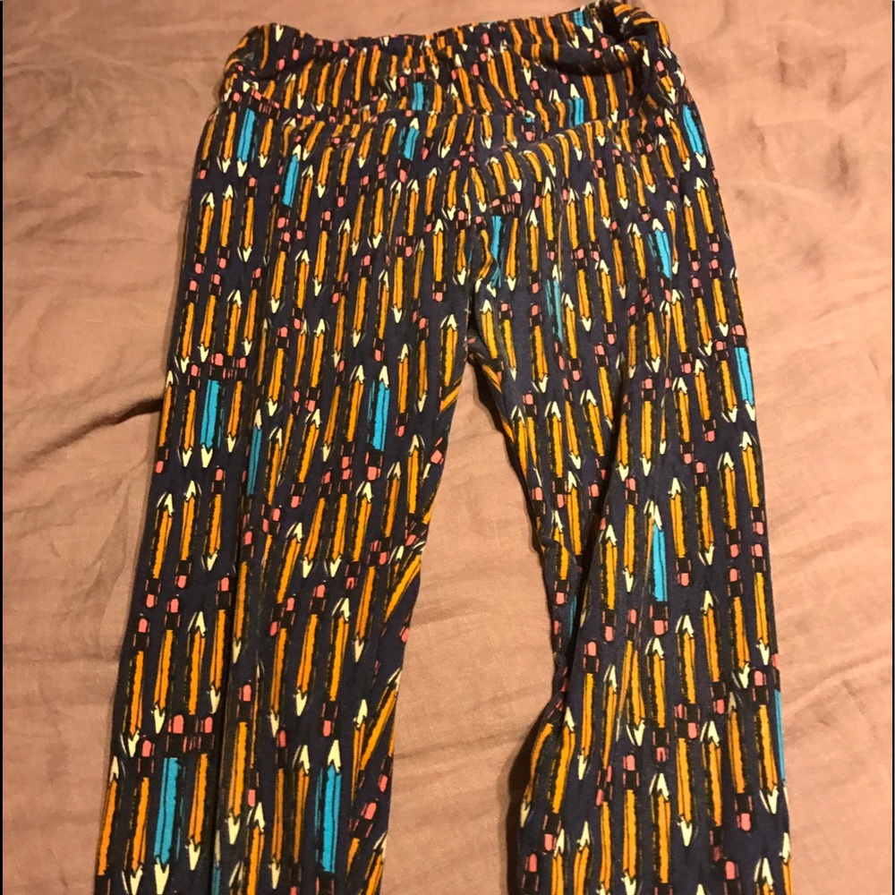 Lularoe leggings hard to find print one size
