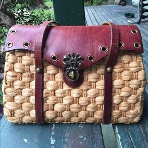 Etienne aigner vintage purse