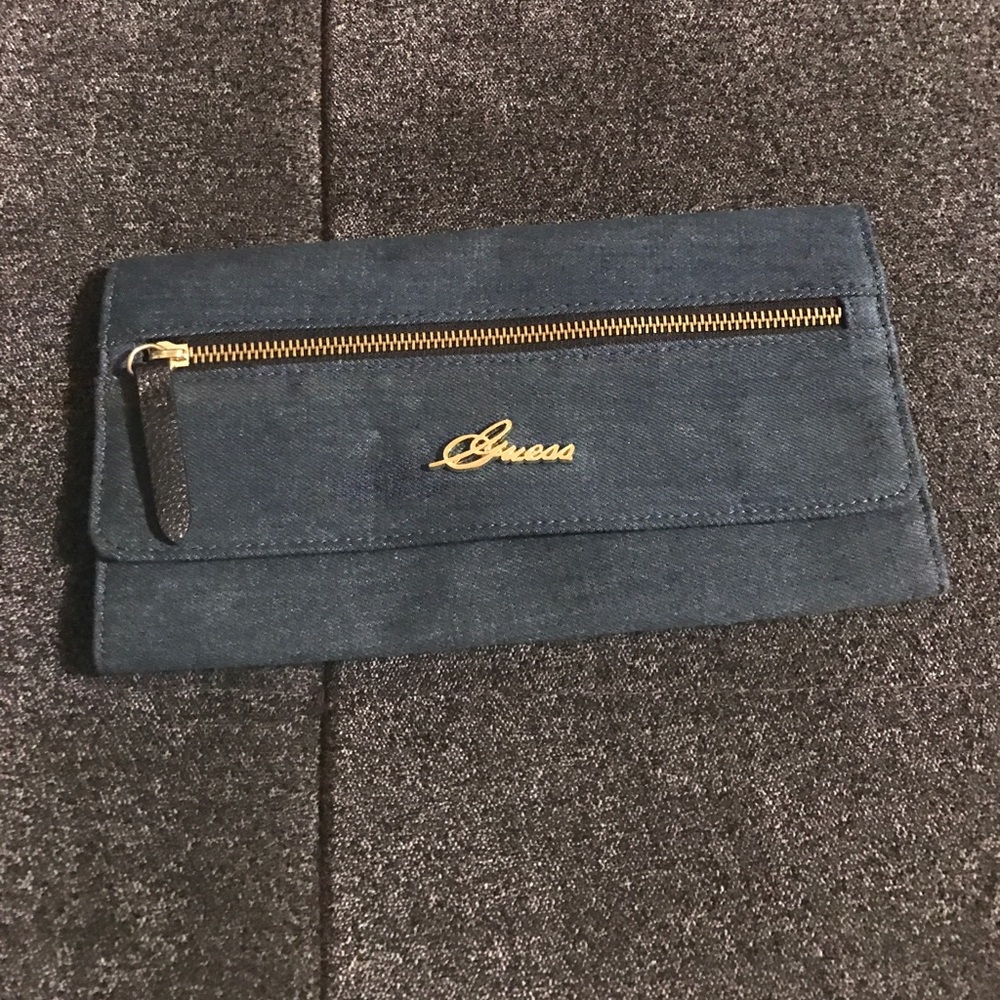 Guess wallet
